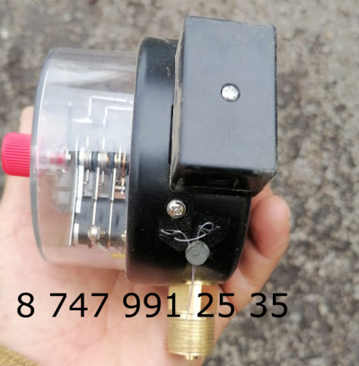 электроконтактный манометр ф100 от 0 до 4 бар, резьба м20х1.5